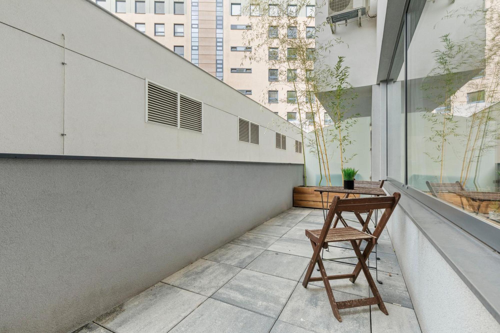 Lam Japanese Garden - Terrace - Ac Apartment Bratislava Ngoại thất bức ảnh